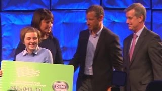 Teen wins entrepreneur prize