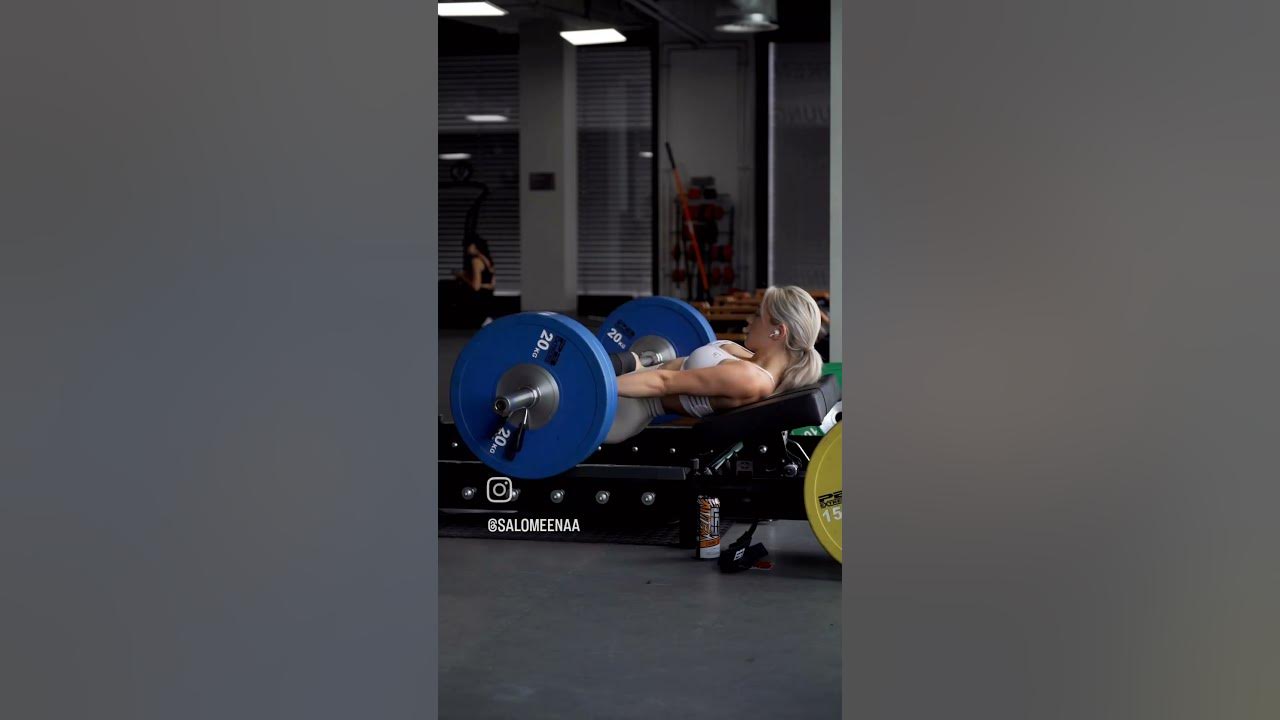 Salomeenaa Fitness Trainer Model weightlifter motivation - YouTube