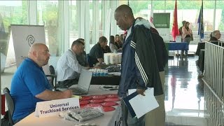 Job fair held in Milwaukee for local veterans