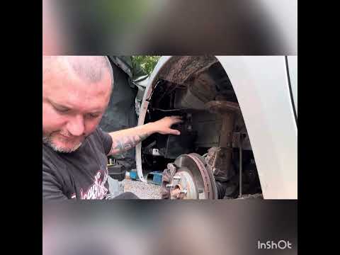2011 Chrysler 200 Battery Replacement
