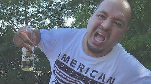 2woexel - Run Through My Cells (Official Music Video)