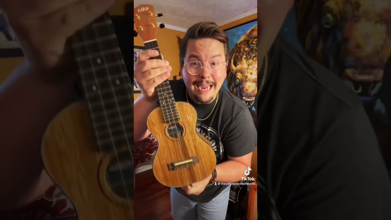  60 Ukulele Vs 700