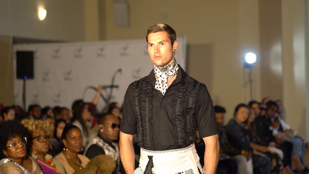 Fifi Fashion Show Presents Larry Underwood