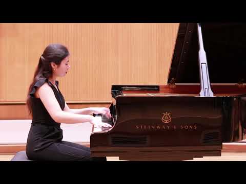 Adriana von Franqué: Frédéric Chopin - Étude in G-flat Major Op. 25 No. 9 "Butterfly"
