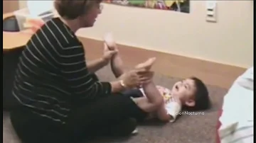 ¿Copian los bebés autistas?