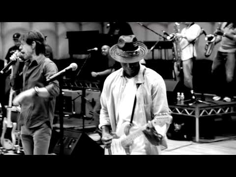 Mick Jagger & Raphael Saadiq - Grammys Rehearsal