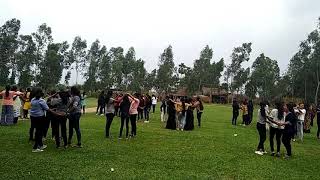 Mc Aravind From Chennai Handling 200 School Girls Crowd For School Outing