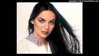Video thumbnail of "Crying In The Rain by Crystal Gayle"