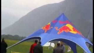 Skydive Forum - Wingsuit Birdman pulls low