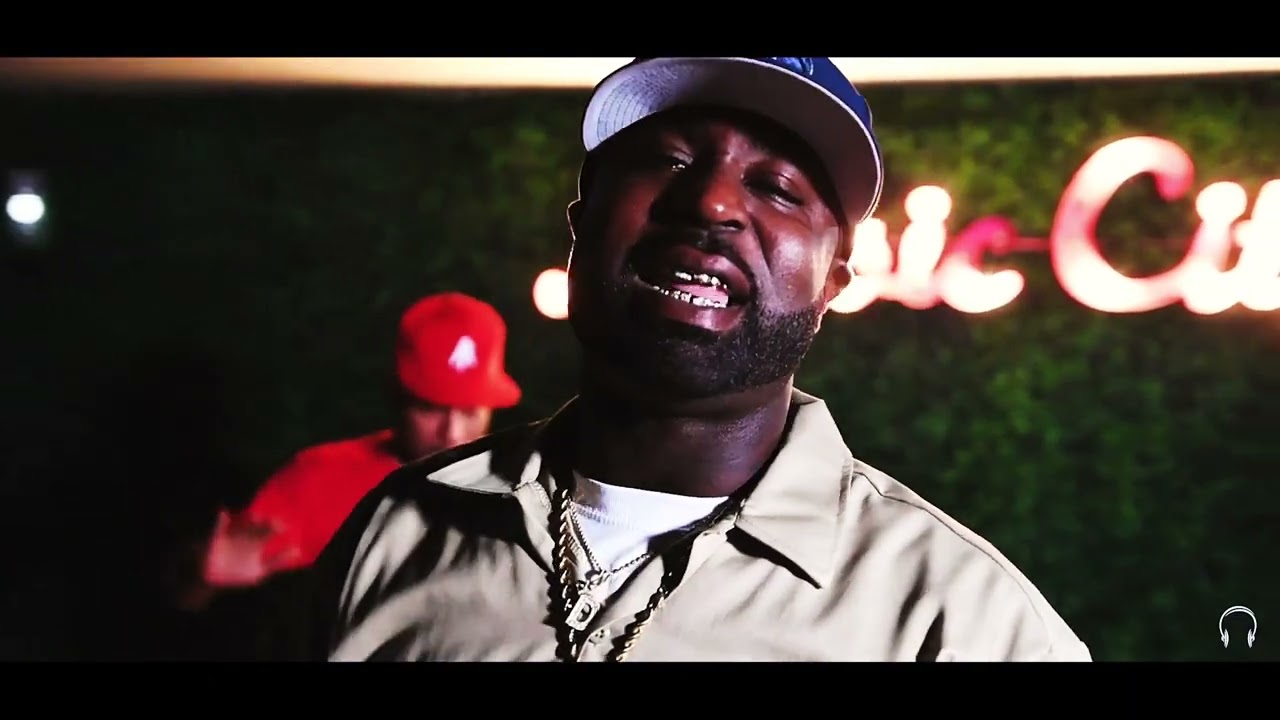 Young Buck "Running Off" (Produced By BiG HueB)