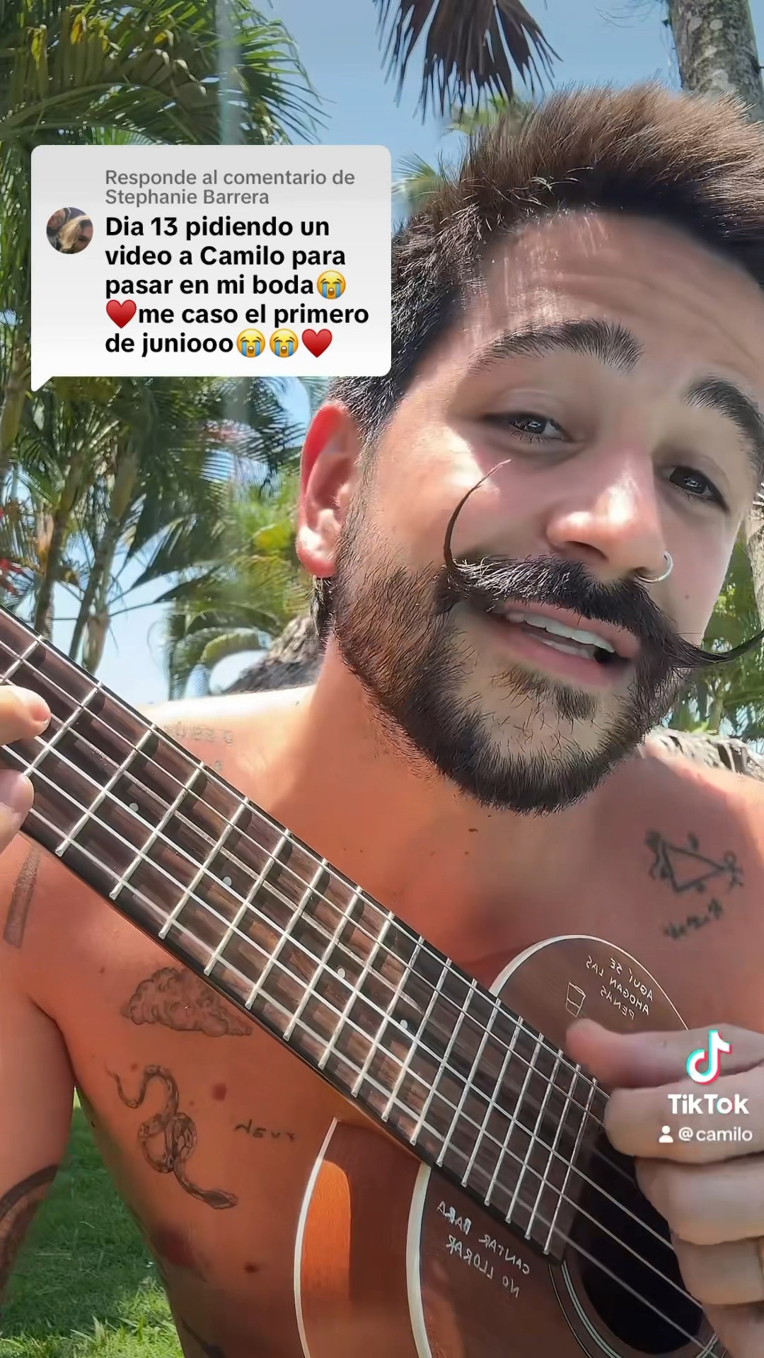 Escribí una canción perfecta para esto. Recordando el día de mi boda. Sale este jueves.