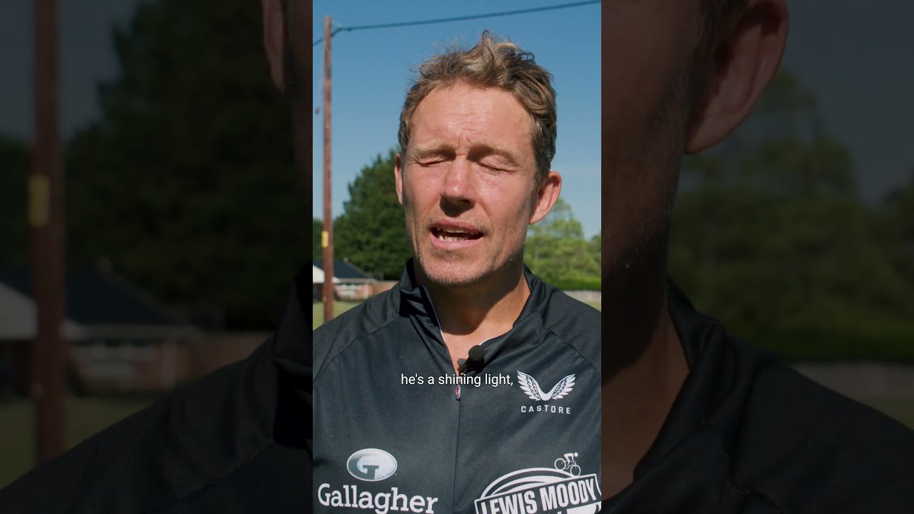 Jonny Wilkinson and Lewis Moody are teammates for life 🌹