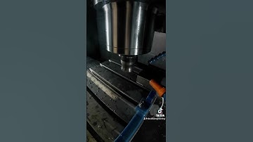 Hurco cnc machine Slow motion Tool Change #fyp #hurco #vm20i #toolchange #cnc #slowmotion