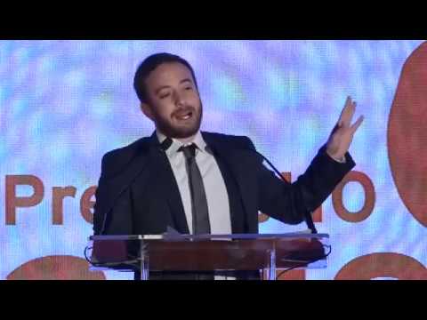 Discurso de Agustín Laje en España tras recibir premio de HazteOir