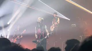 Sum 41 - Waiting on a Twist of Fate (Live in Minneapolis)