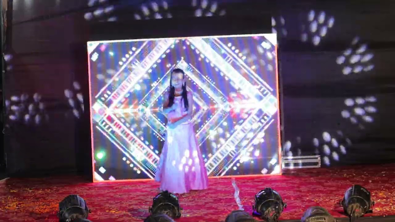 Diamond English School, Annual day, Hawa hawai