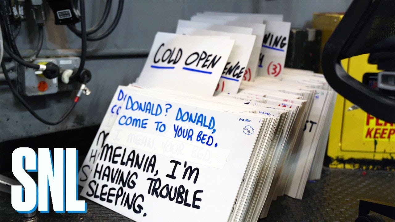 Creating Saturday Night Live: Cue Cards - SNL