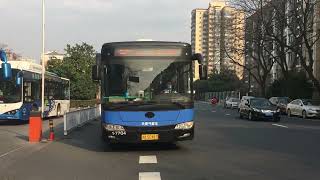杭州公交 XMQ6127BGN5 86路 1-7704 & XML6995J18CN 帶教車 2-7471