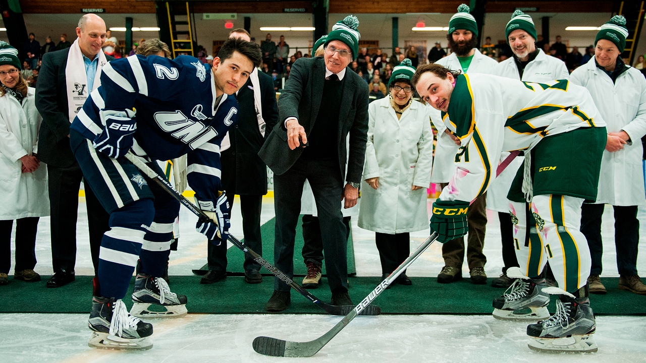 Men's Hockey 14 Vermont vs. New Hampshire (2/11/17) YouTube