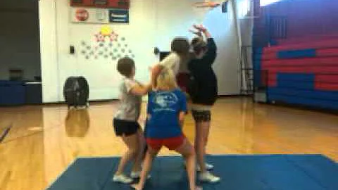 Caitlin Corley (Leap Frog Stunt) -fail