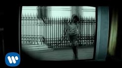 Muse - Hysteria [Official Music Video]  - Durasi: 3:47. 