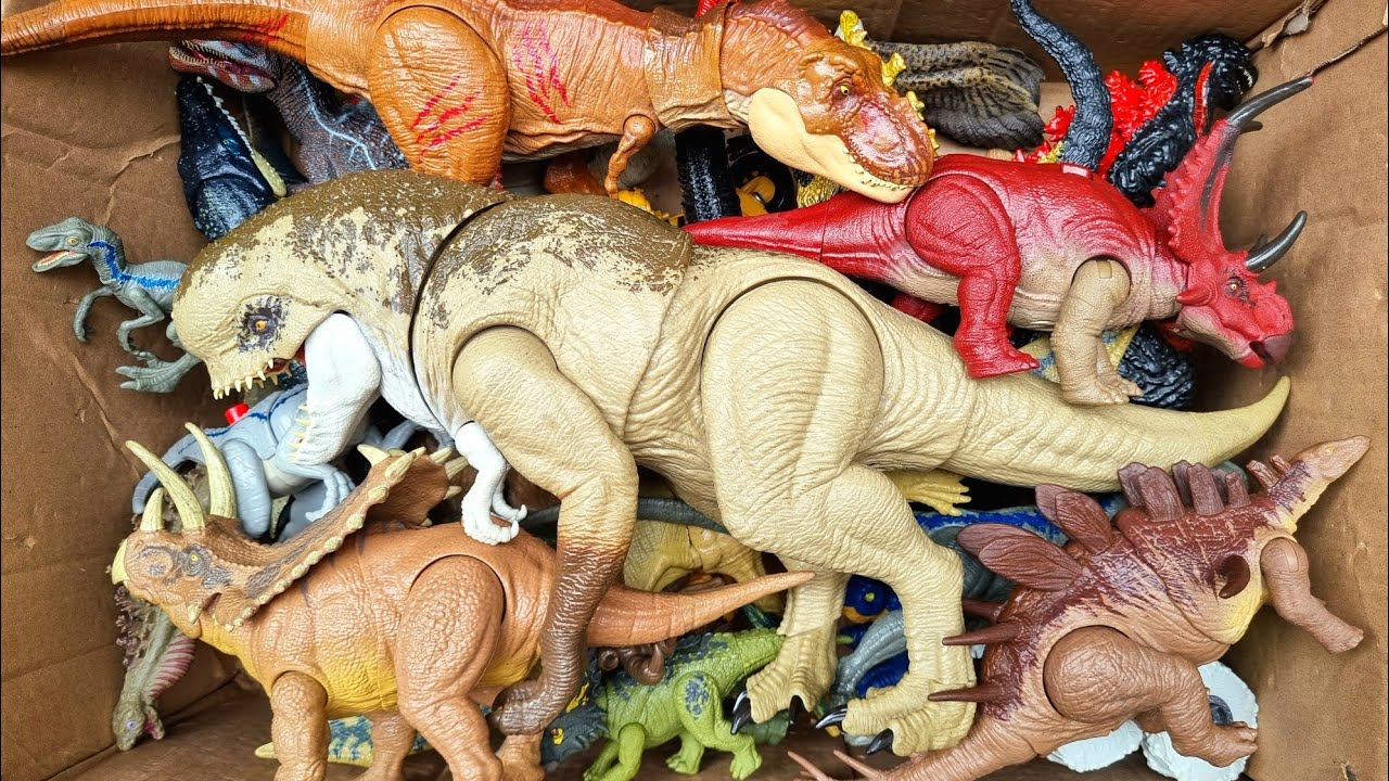 Hunting Distortus Rex, Tyrannosaurus Rex, Triceratops, Quetzalcoatlus. Megalodon And More Dinosaur