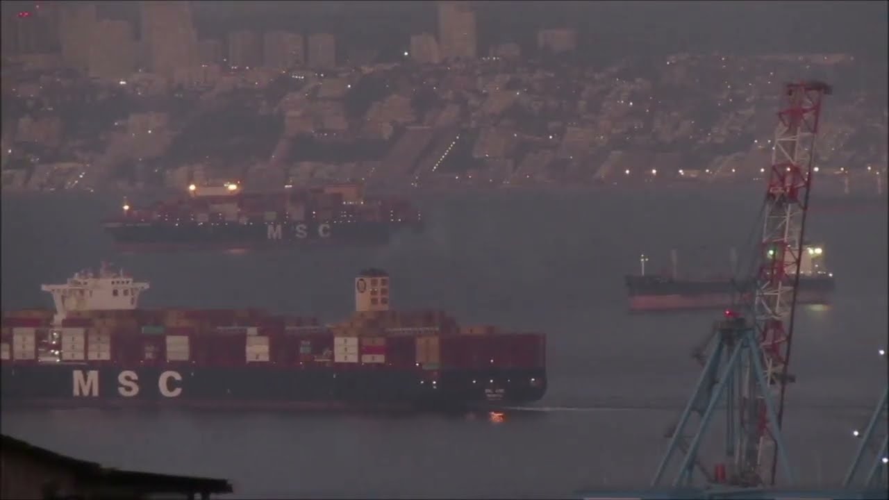Container ship MSC AINO, IMO 9770751, Flag Liberia, Length 328.46m x 48m, departure Valparaíso port.