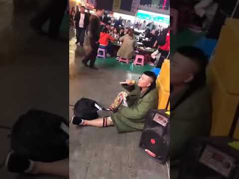 街头演唱(那個女孩)