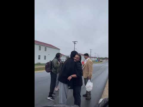 سفر شرافت پروانی از کمپ مهاجرین بسوی آیالات کلفورنیا امریکا Sharafat Parwani Going To California 