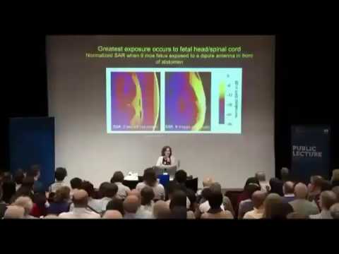 خطورة الموبايل بالانجليزية مترجم