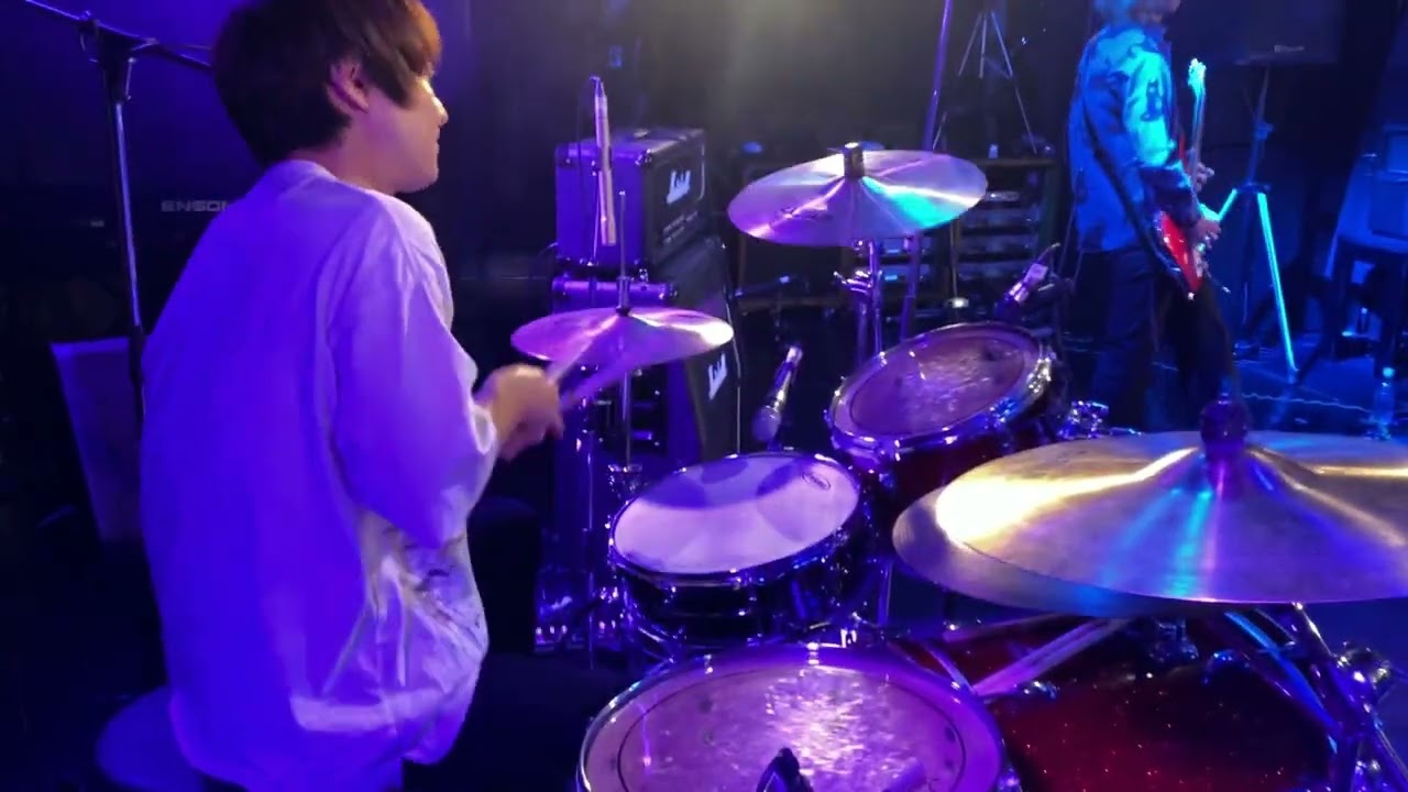 Guarda I、愛、会い / ghostnote at岡山クレイジーママキングダム 2021/12/26 su YouTube Guarda I、愛、会い / ghostnote at岡山クレイジーママキングダム 2021/12/26 su YouTube