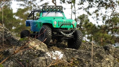 Axial SCX10 Jeep Rubicon G6 Falken Edition Rock Crawling