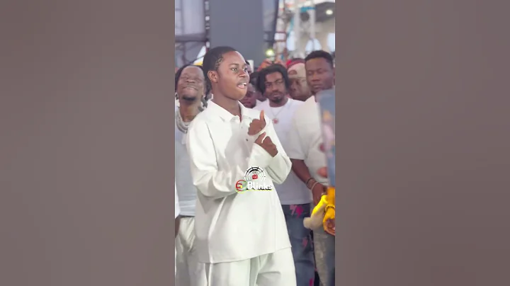 Peller and Shatta Wale Go Wild Dancing to Big Jiggy’s Performance🔥🎶. #shattawale #peller