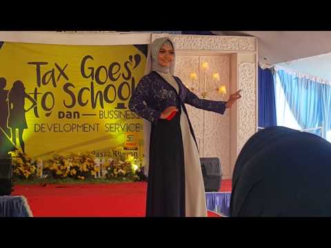 Catwalk/fashion show hijab -SMA 1 KUDUS| Pasar Kliwon