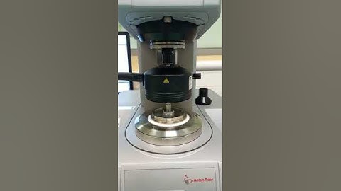 Sample loading in a rheometer