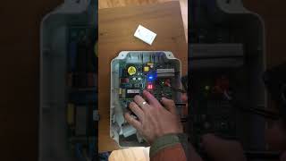 Плата управления E045. Запись пультов с кодировкой RC и SLH