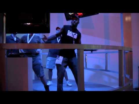 E3 2010 - Cena playing Dance Central