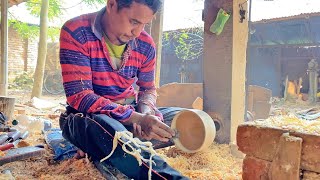 Torneado De Madera Satisfactorio Para Hacer Un Tazón De Sopa Grande De Madera