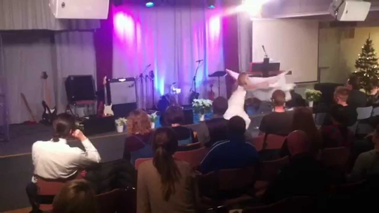 Saara Taina dancing over Finland