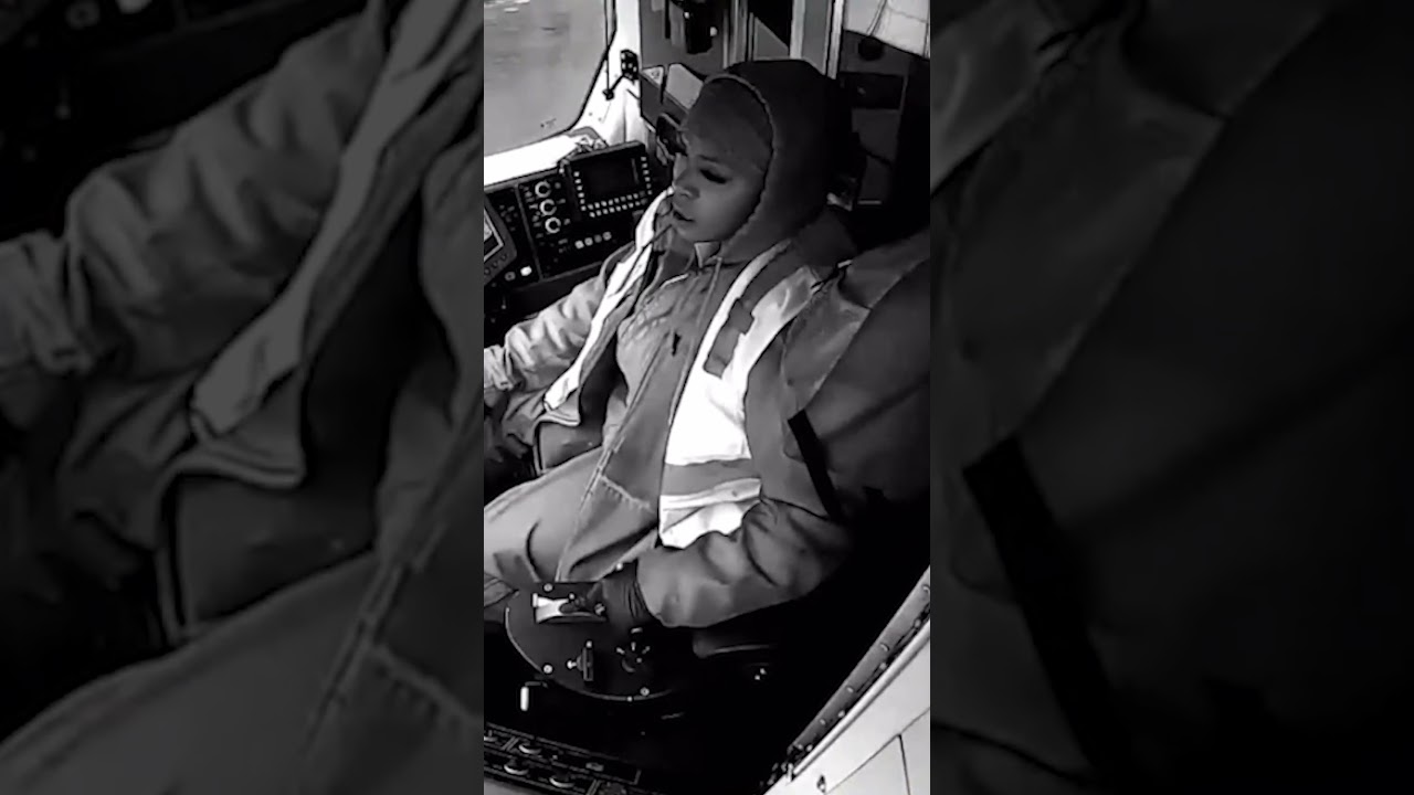 SF Train Operator Caught Sleeping, Tells Terrified Riders: 'We Didn’t Crash. Relax.' 