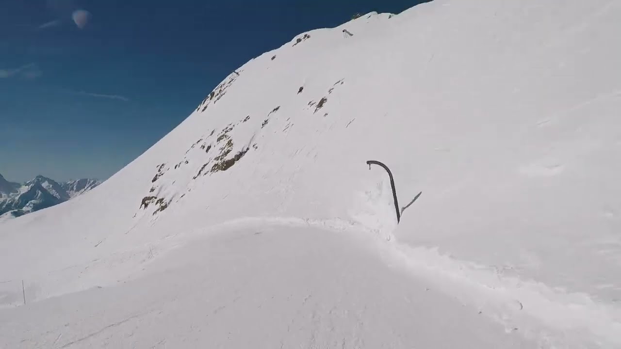 Alpe d'Huez | Skiing 2024 | black piste Sarenne (via black Glacier) top to bottom