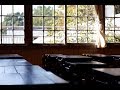 【あるある】学校の先生のプリントの配り方あるある