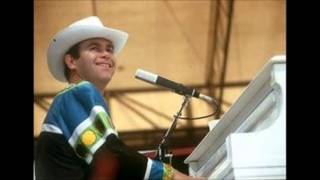 8. Philadelphia Freedom (Elton John - Live at Central Park 9/13/1980)