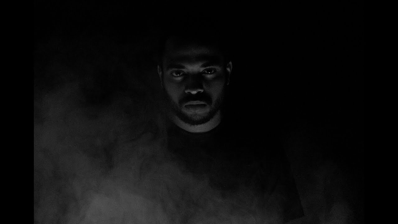 JB - Ascensão Inversa (Prod. OLD) auf YouTube ansehen JB - Ascensão Inversa (Prod. OLD) auf YouTube ansehen