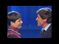 Gianni Morandi con Isabella Rossellini 🌲🌻🌳 Fumo Negli Occhi 💜  Live  HD