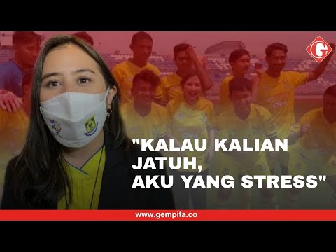 Momen Prilly Semangati Klubnya Persikota yang Berhasil Gengam Tiket Lolos