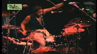 Keith Richards & The Xpensive Winos- Live from Boston -"whip it up" chords
