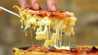 Mac ‘N’ Cheese Pie