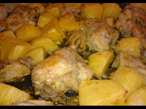 Запеченная курица с картошкой со сметаной в мультиварке