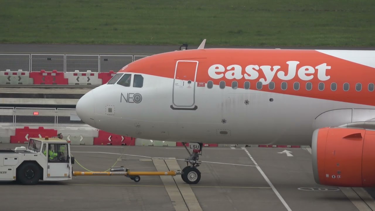 Gorgeous EasyJet Europe A320-251N OE-LSU 🇦🇹🇪🇺 taxi to gate Embark,pushback and start up Southampton
